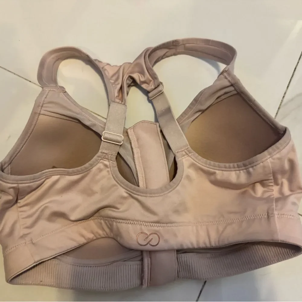 CALIA by Carrie Underwood gently used